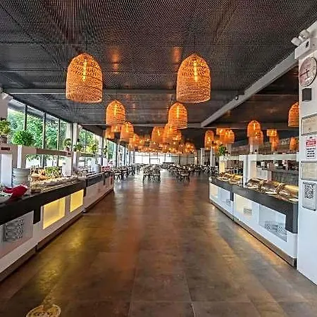 Ξενοδοχείο Meri 3*
